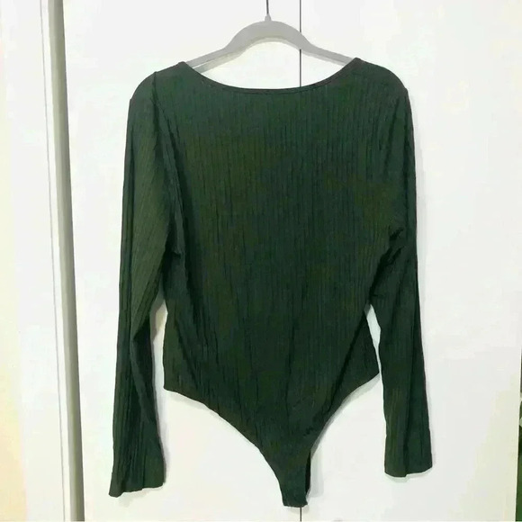 Women Olive Green Stretch Ribbed BodySuit Long Sleeve Asymmetric Neck Size XL - Picture 2 of 6